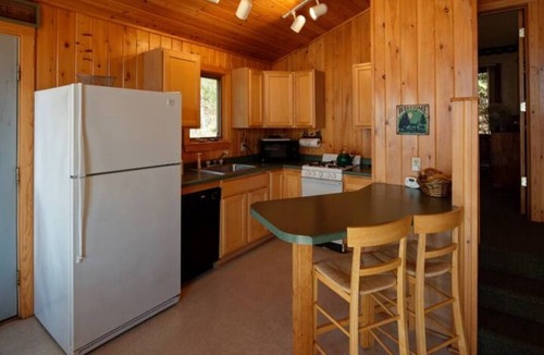 Orr Cabin | Elbow Lake Lodge: White Birch - 2BR/1BA Lakefront Cabin