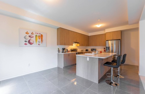 Springwater House | Elegant 5BR Estate: Minutes to Golf, Ski &Waterfront