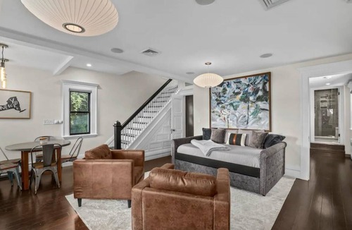 Northwest Yonkers Apartment | Elegant Riverfront Getaway with Beautiful Views