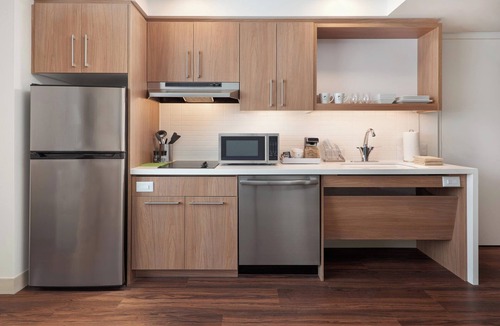 Mississauga Hotel | Element Toronto Airport