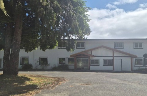 Sayward Hotel | Elk Valley Inn