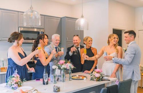 Elora Apartment | Elora’s Irvine River Suite