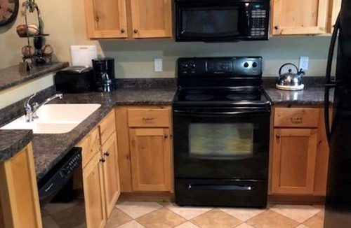 Lake Shore Condo | Enjoy the Complete Gull Lake experience! #140