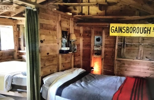 Manitoulin District Cottage | Enjoy the spectacular sunsets at our west-facing, North Channel cottage.