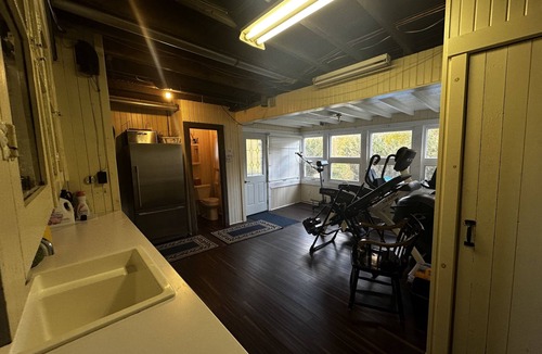 Fort Erie Cottage | Enjoy this beautiful home with breathtaking views of Lake Erie!