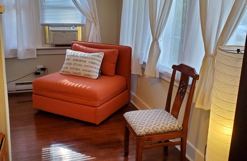 Crystal Beach Cottage | Enjoy this cozy cottage, 10 minutes from Bay Beach in Crystal Beach.