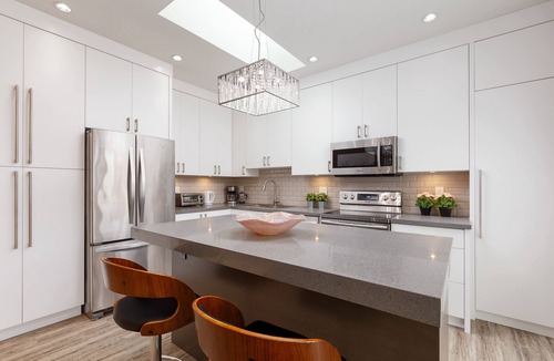 Arbutus Ridge House | Entire and Cozy 2BDR 2BA Home in Kitsilano