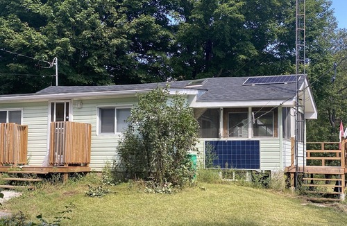 Minden Hills House | Entire cottage Retreat on the Irondale River