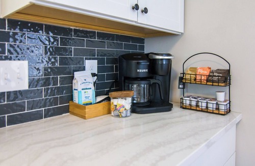 Richfield House | Entire Home in Minneapolis by Airport & Mall of America!