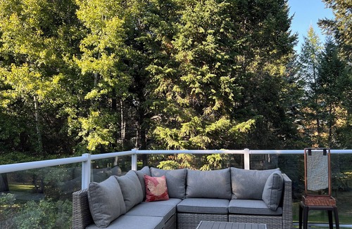 Windermere House | Entire home nestled in the trees, sleeps 8, private beach, pet friendly!