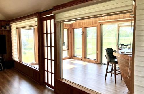 Fort Erie Cottage | Entire house cottage with view of the Niagara River.