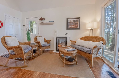 Sharbot Lake Cottage | Escape to romantic serenity.