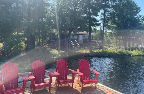 Douro-Dummer House | Escape to Your Very Own Private and Cozy Island with 360 Lakeviews