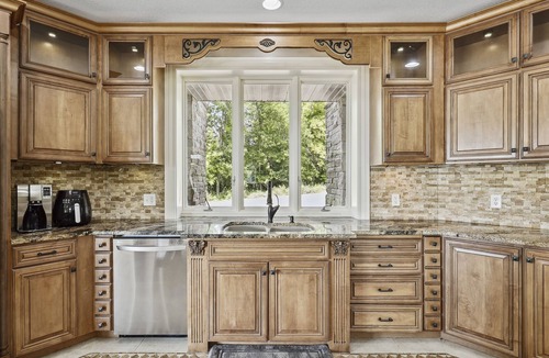 Rush City House | Exceptional Getaway for Family & Friends