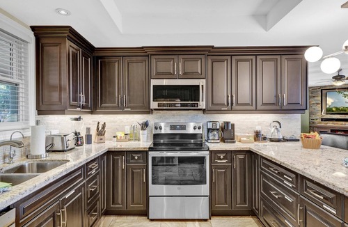 Niagara-on-the-Lake House | Exclusive* Wine-Country Retreat With Hot Tub