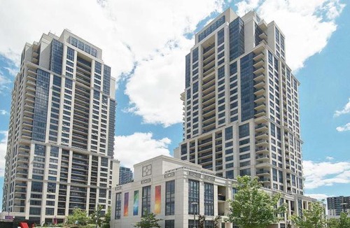 Etobicoke Apartment | Executive Condo