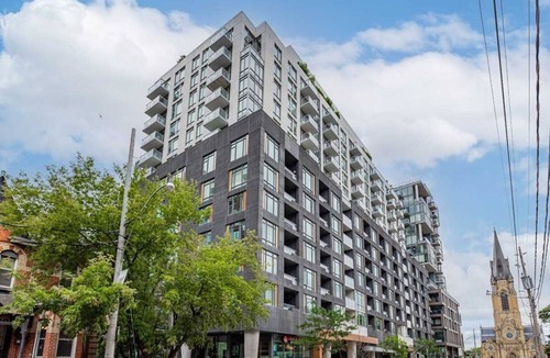 Fashion District Apartment | Executive Monthly 2BR/2Bath Luxury Condo - Downtown Toronto