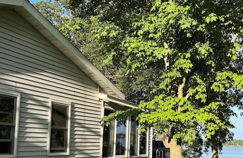 Grandy House | Experience Pokegama charm in our cozy 3 bedroom cabin.