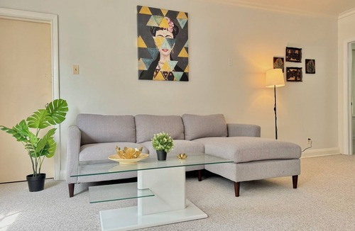 Forest Hill South House | *Exquisite Home in Prime Forest Hill*
