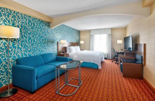 Northeast Mississauga Hotel | Fairfield Inn & Suites by Marriott Toronto Airport