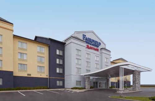 Steeles Industrial Hotel | Fairfield Inn & Suites by Marriott Toronto Brampton