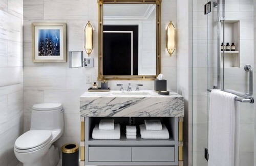 Financial District Hotel | Fairmont Royal York Gold Experience