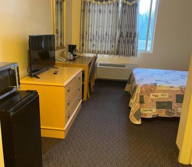 Windham Centre Hotel | Fairview Inn