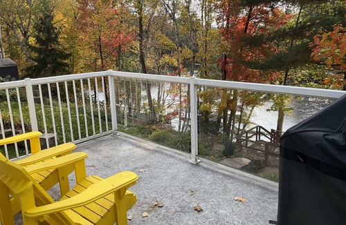 Huntsville Cottage | Fall Promo - 1 Free Night | Family friendly|Access to 3 Lakes w/Dock&FirePit