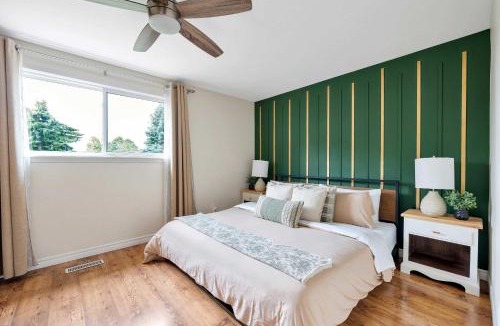 Mississauga House | Family 4BDR 2BA with Basement in Mississauga