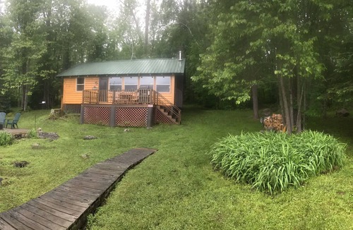 Tower Cabin | Family And Pet Friendly Island Living!