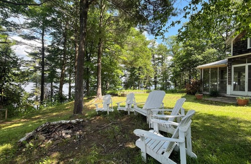 Athens Cottage | Family Cottage on Sheep Island