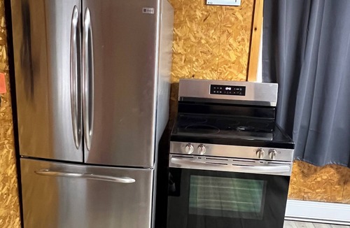Sudbury District RV Rental | Family friendly 2 Bedroom 1 Full Bath Cabin with Beach Access at Linamac Lodge.
