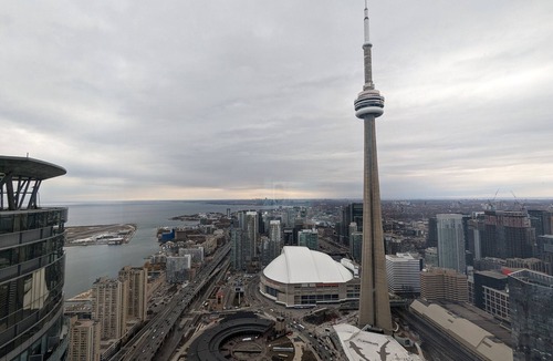 Toronto Entertainment District Condo | Family Friendly Condo in heart of Downtown!