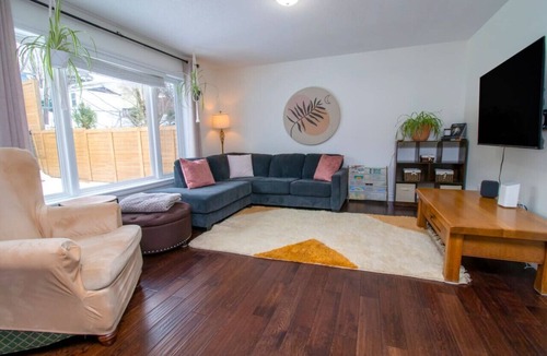 Midland House | Family Friendly Home in Midland
