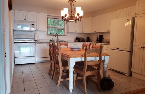 Dunsford Cottage | Fantastic Waterfront & Gorgeous Sunsets - Bobcaygeon - Kawartha Lakes