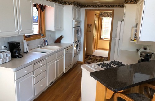 Aitkin Cabin | Farm Island Cabin Getaway near Aitkin MN (8 beds)