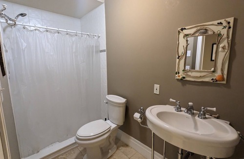 Port Hope Bed & Breakfast | Farmhouse Suite at Haute Goat Farm in historic Port Hope 1 hour from Toronto