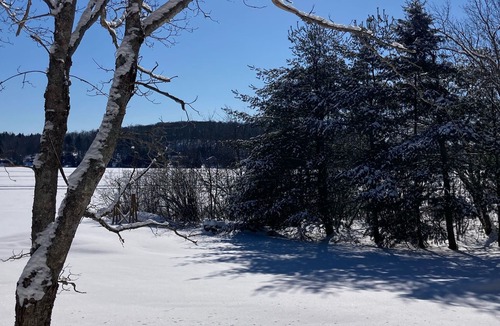 Huntsville Cottage | Fawn Ridge Cottage: Lovely Muskoka Hillside Escape