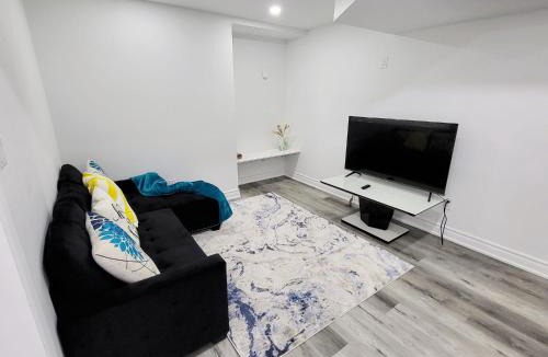 Meadowvale Village Apartment | Feel Like Home/Bs Mississauga