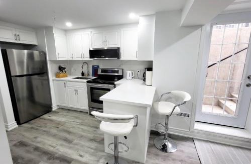 Meadowvale Village Apartment | Feel Like Home/Bs Mississauga