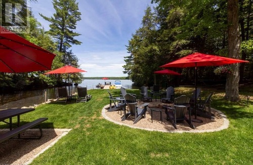 North Kawartha Cottage | Ferry Glen Falls on Chandos Lake