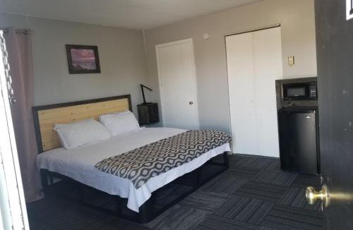 Montevideo Hotel | Fiesta City Motel