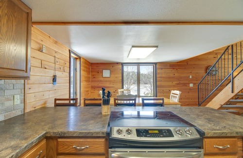 Park Rapids Cabin | Fire Pit + Lake View: Cozy Park Rapids Cabin