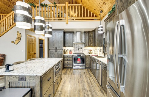 Brook Park House | Fish & Swim: Lakefront Mora Home on 2 Acres!