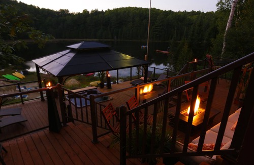 Hastings Highlands Resort | Footprints Resort - Rooms & Cabins with Private Lake