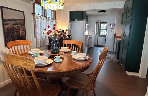Forest Lake House | Forest Leaf Lake House, 30 mins from Twin Cities