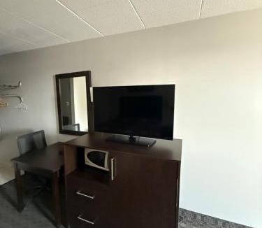Mississauga Hotel | Fort York Motel