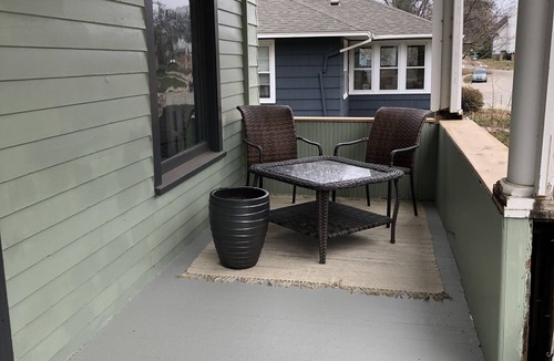 Albert Lea House | Fountain Blue-newly renovated modern home , lots of outdoor spaces to enjoy.