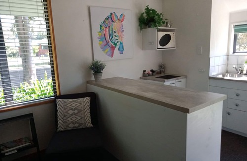 Geraldine Hotel | Four Peaks Motel