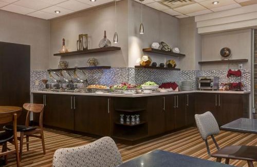 Northeast Mississauga Hotel | Four Points by Sheraton Toronto Mississauga